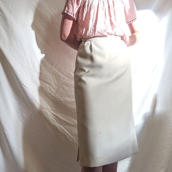 Vintage Dresses & Skirts - Vintage 70s/80s cream ivory straight slit  skirt